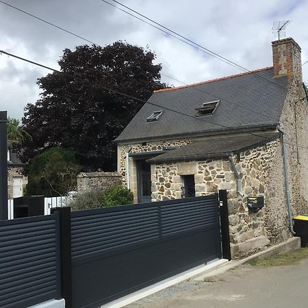 Maison En Pierre A La Campagne Proche De La Mer Plourhan Zewnętrze zdjęcie