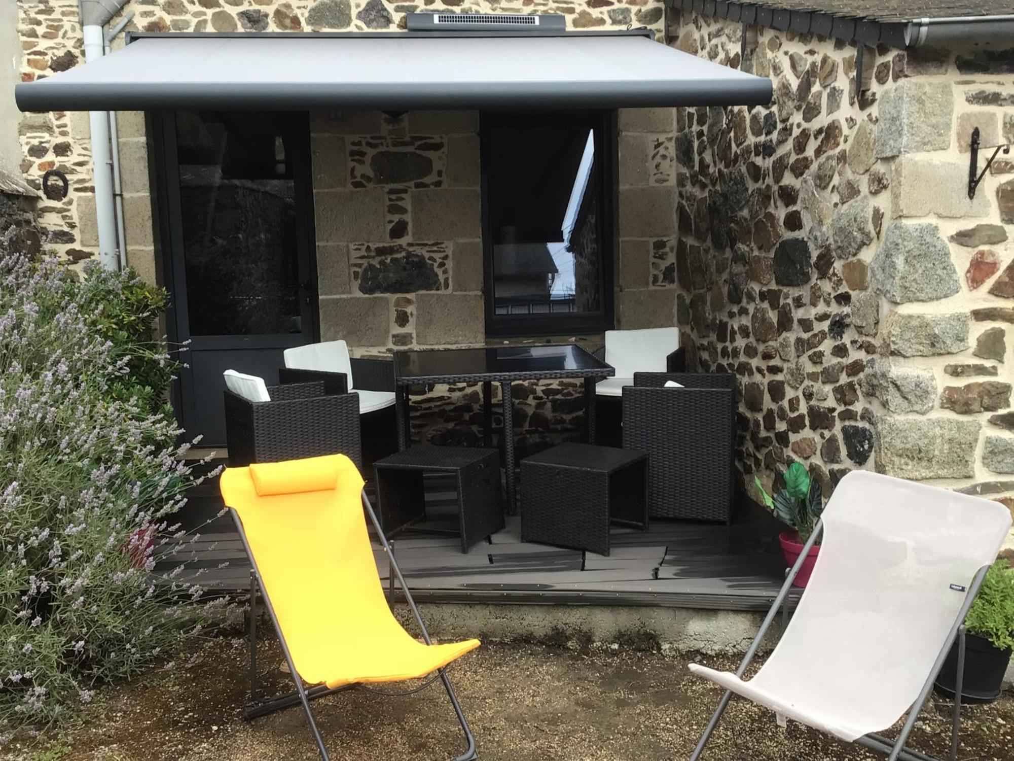 Maison En Pierre A La Campagne Proche De La Mer Plourhan Zewnętrze zdjęcie